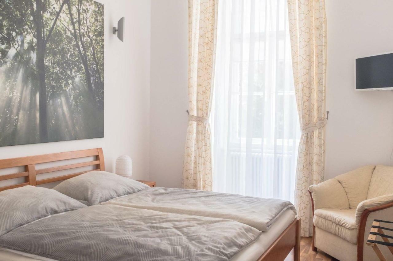 Spacious Old Town Luxury Apartment Linz Extérieur photo